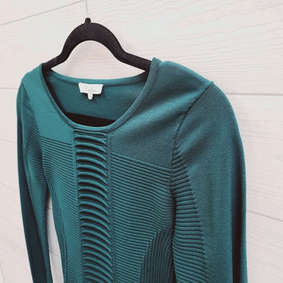 Parker Fitted ribbed Top - Picture 3 of 9